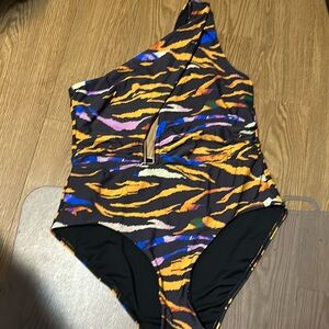 Fox & Royal by City Chic Black Animal Print Asymmetrical